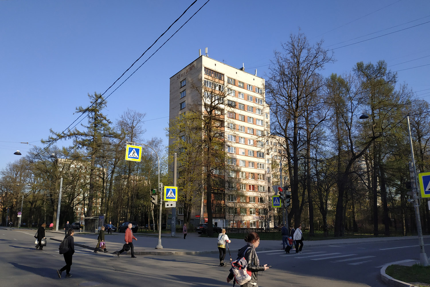 Peterburi, Улица Орбели, 13 / 2-й Муринский проспект, 21