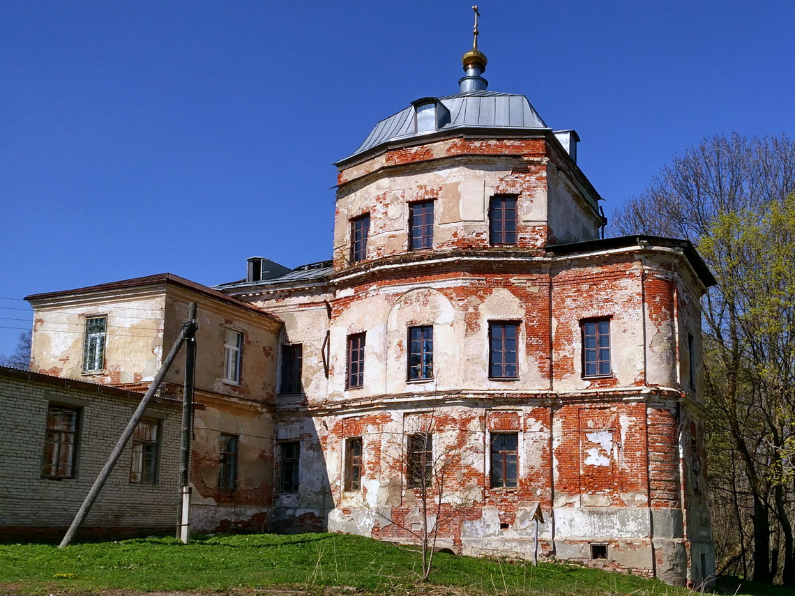Переславский район, прочие н.п., с. Смоленское, Парковая улица, 1