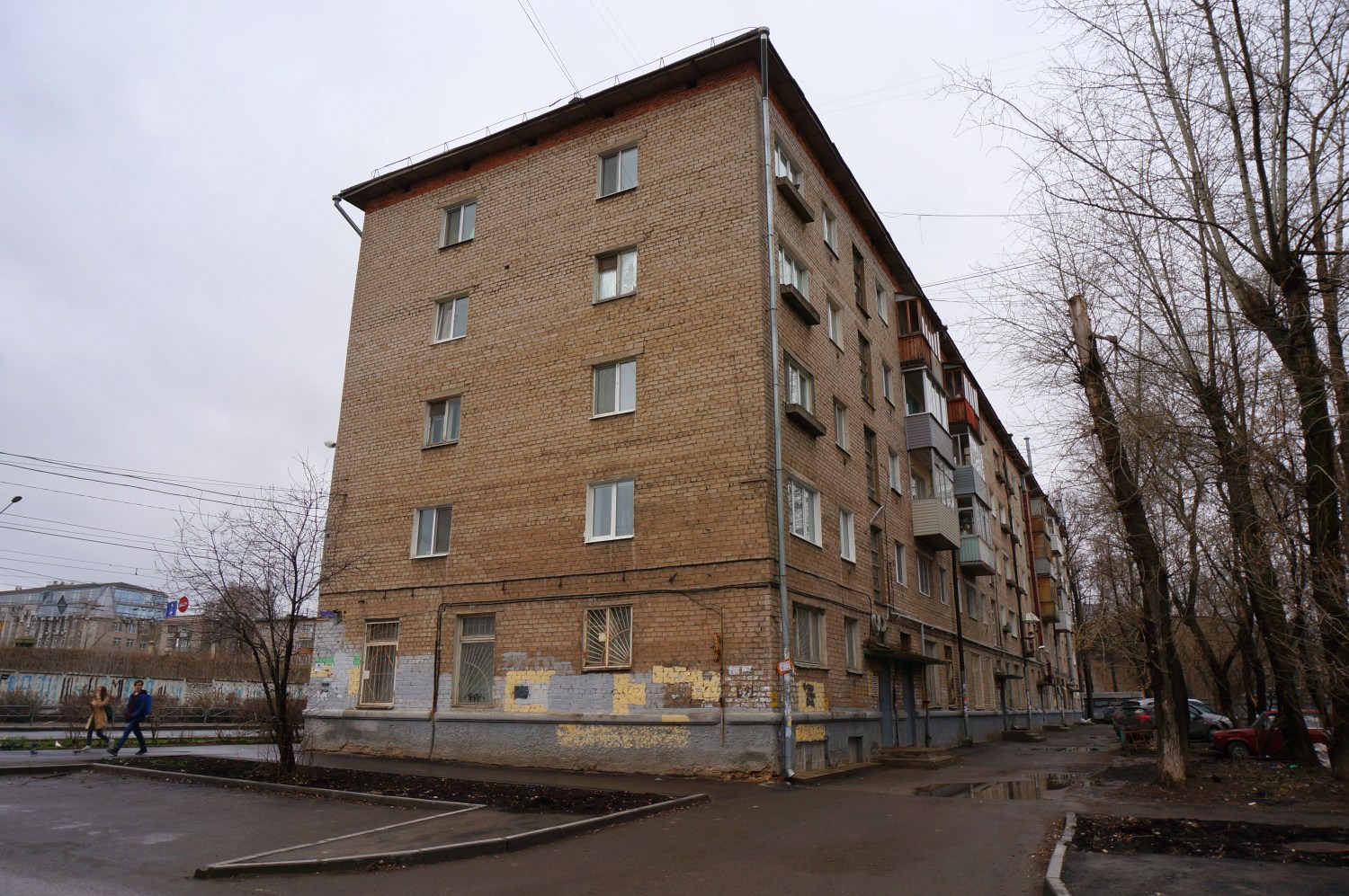 Пермь, Улица Белинского, 51 / Улица Газеты "Звезда", 81