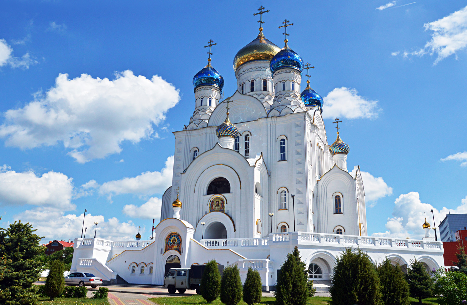 Лиски, Площадь Революции, 20