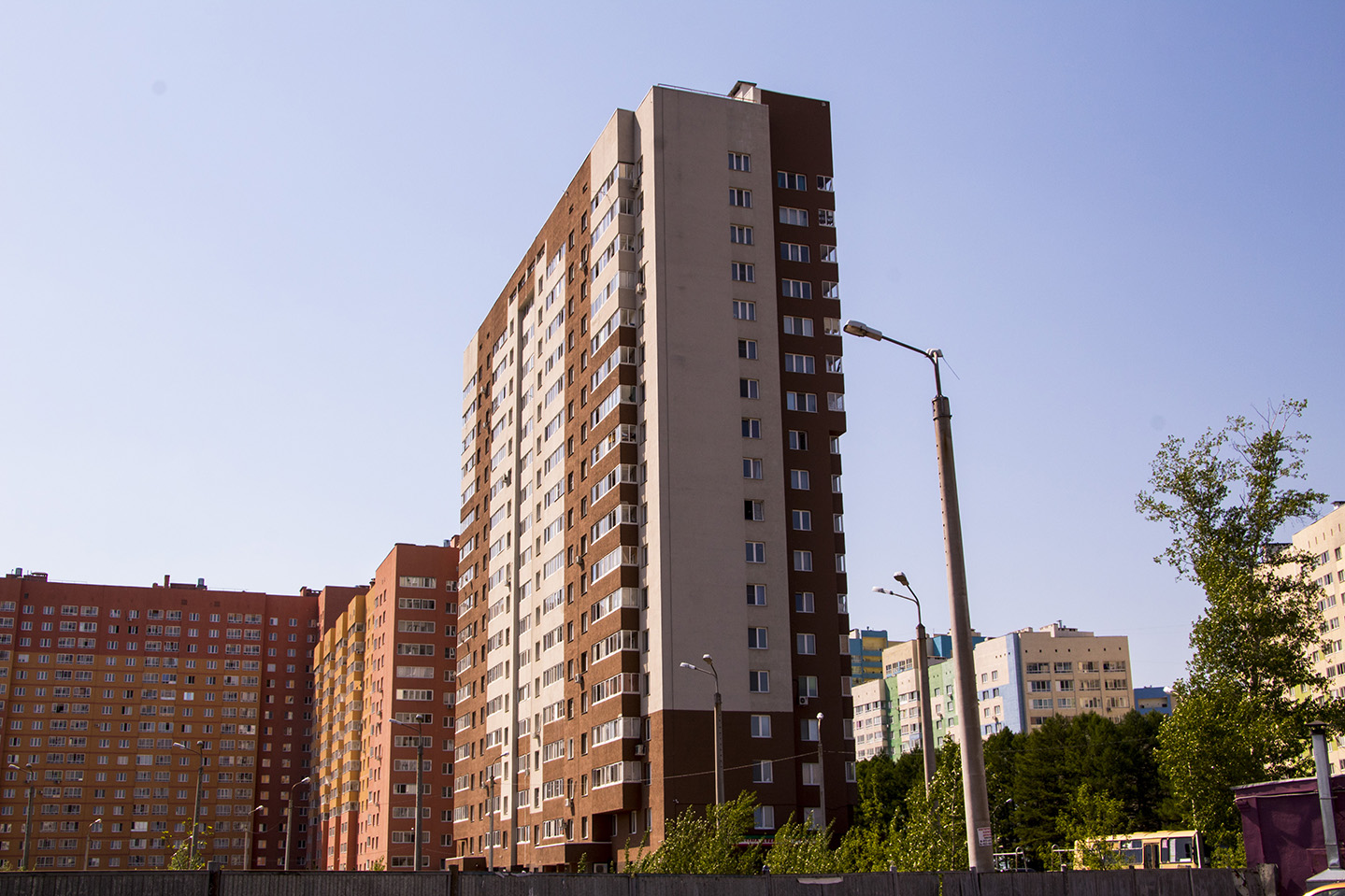 Ufa, Улица Лётчиков, 11