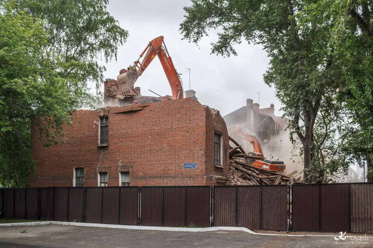 Казань, Октябрьский городок, 1/2