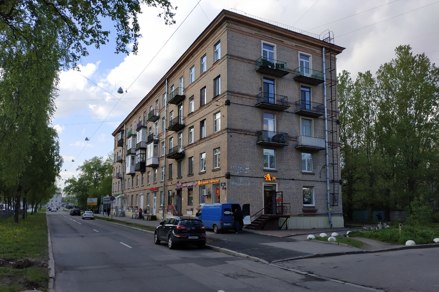 Санкт-Петербург, Улица Бабушкина, 8