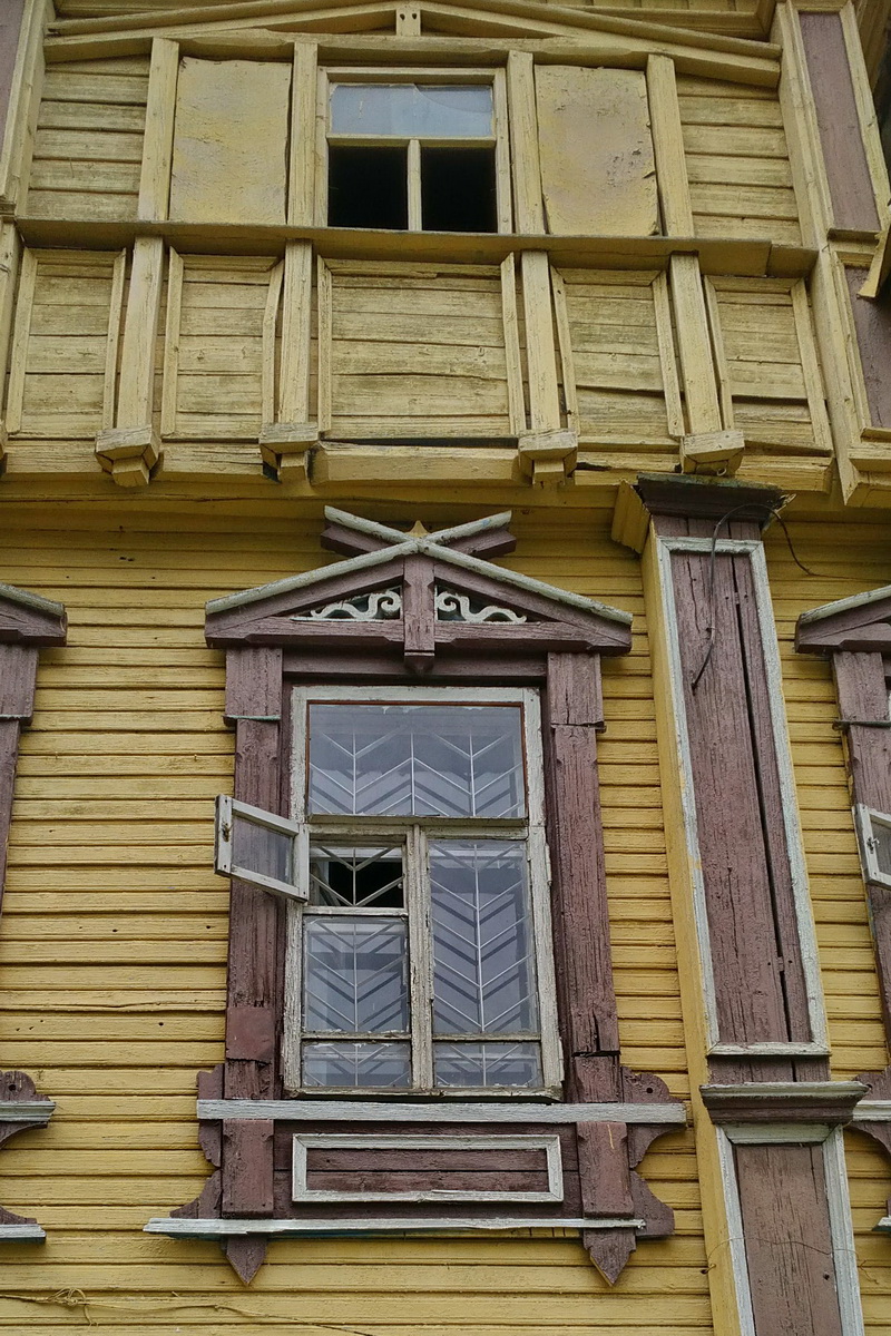 Nekrasovskoye, Советская улица, 66. Резные наличники