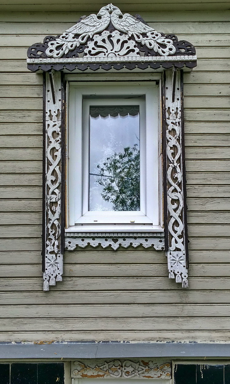 Некрасовское, Набережная улица, 38. Резные наличники