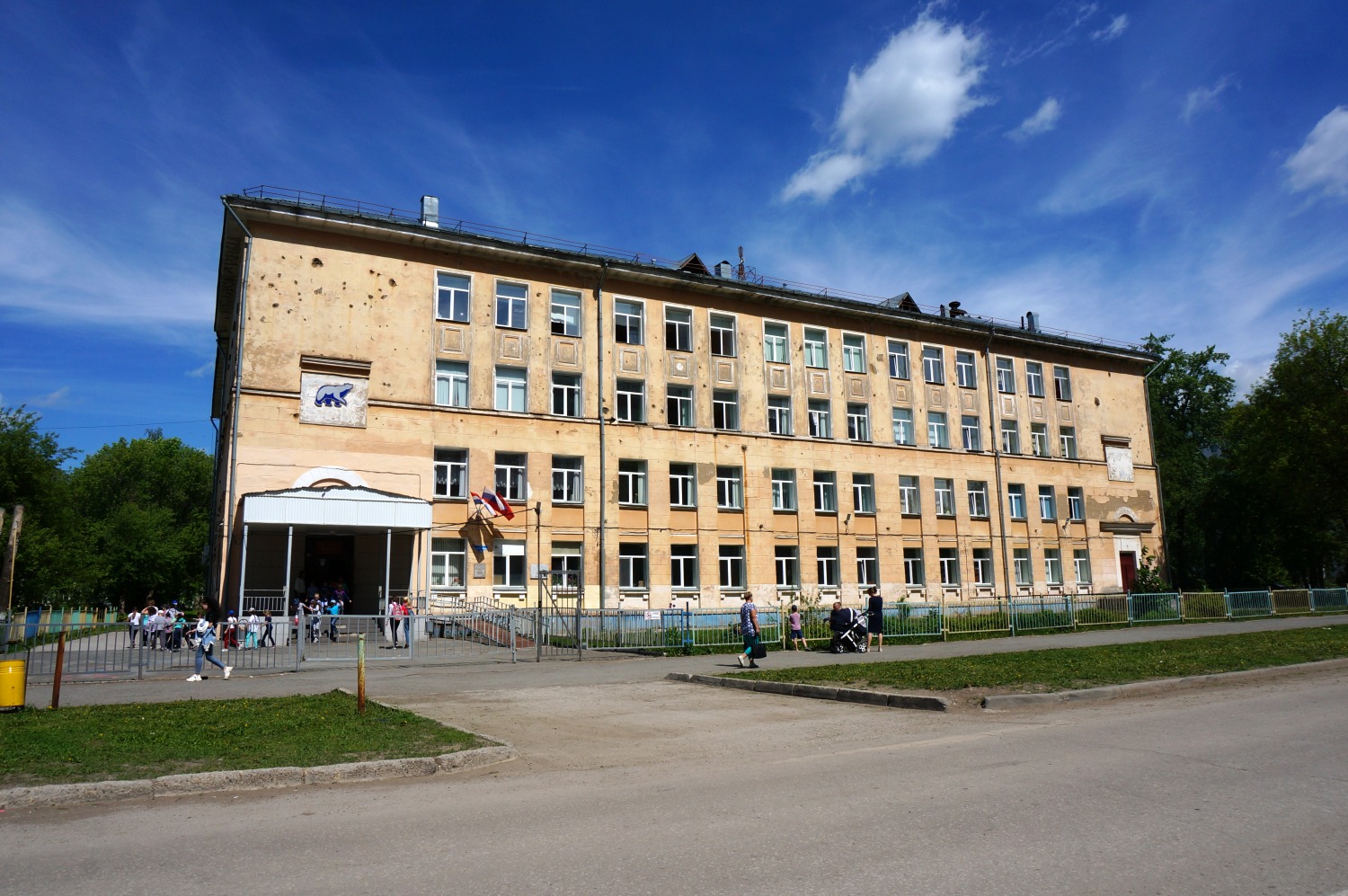 Пермь, Улица Адмирала Ушакова, 24