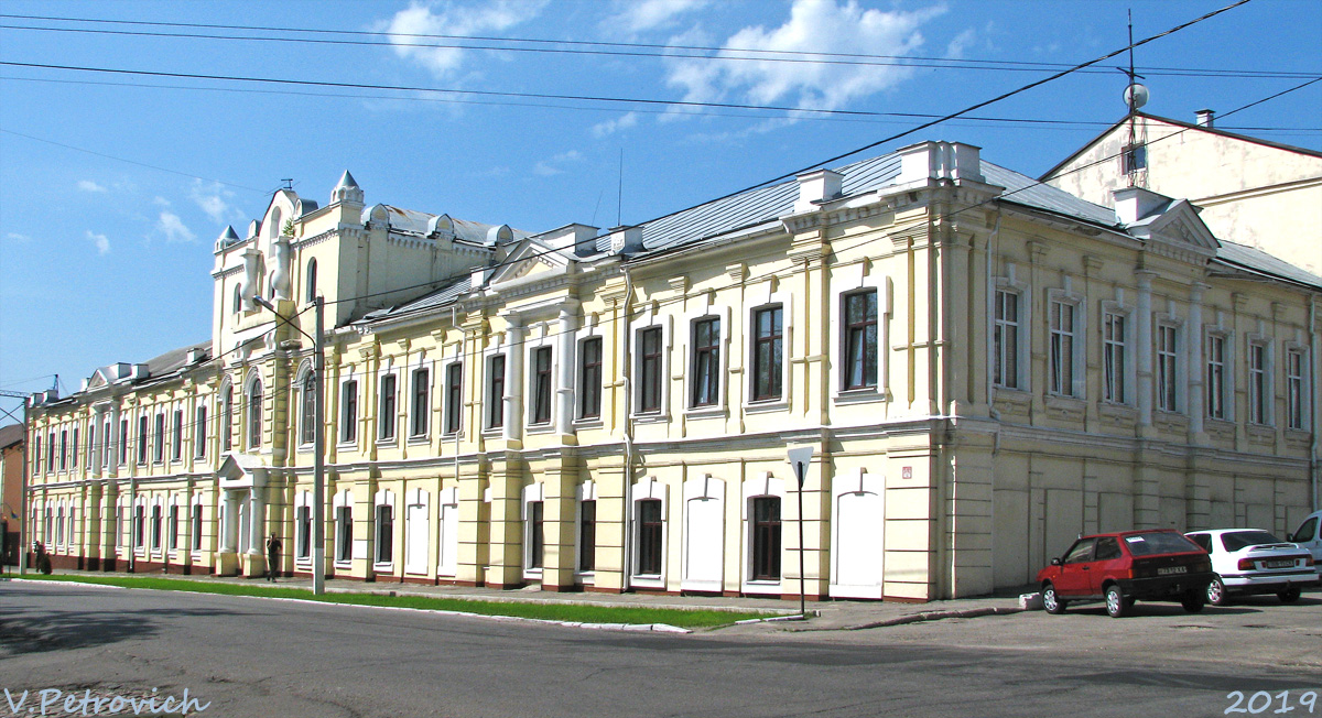 Харьков, Семинарская улица, 22-24 / Рубановская улица, 1