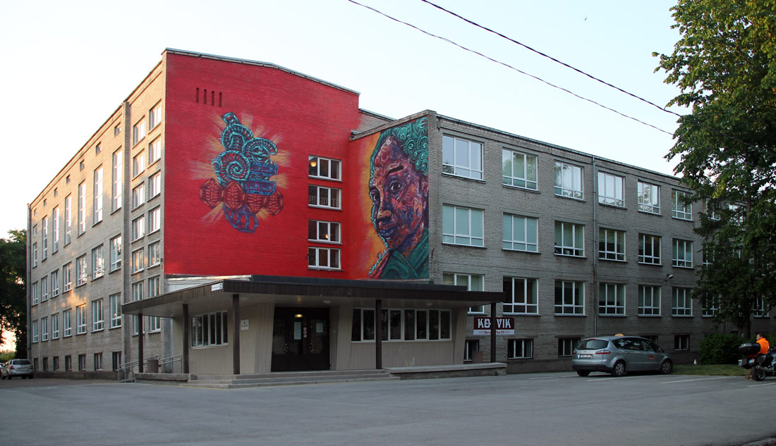 Нарва, Kreenholmi, 25. Монументальное искусство (мозаики, росписи, барельефы, сграфито)