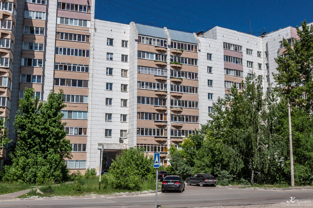 Казань, Улица Гаврилова, 4 (подъезд 1)