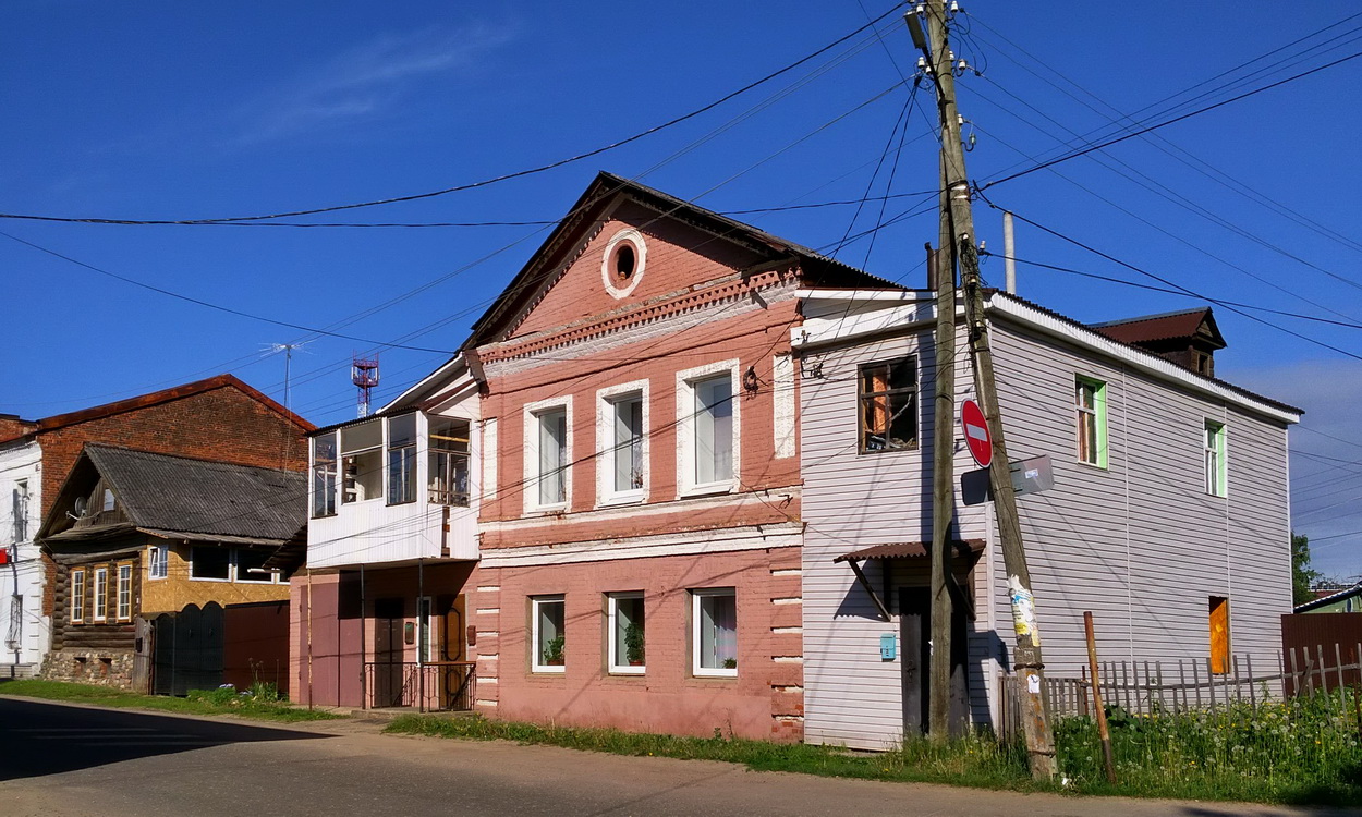 Nekrasovskoye, Кооперативная улица, 15; Кооперативная улица, 17