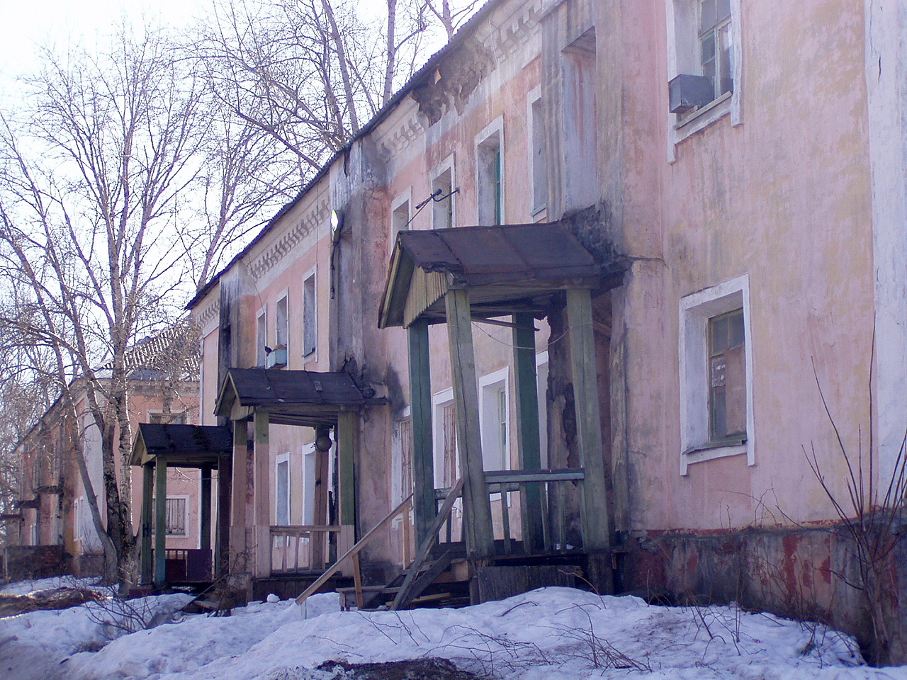Березники, Базарный переулок, 3; Базарный переулок, 5