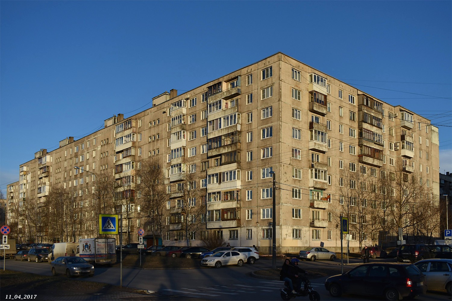 Санкт-Петербург, Улица Антонова-Овсеенко, 9 корп. 1