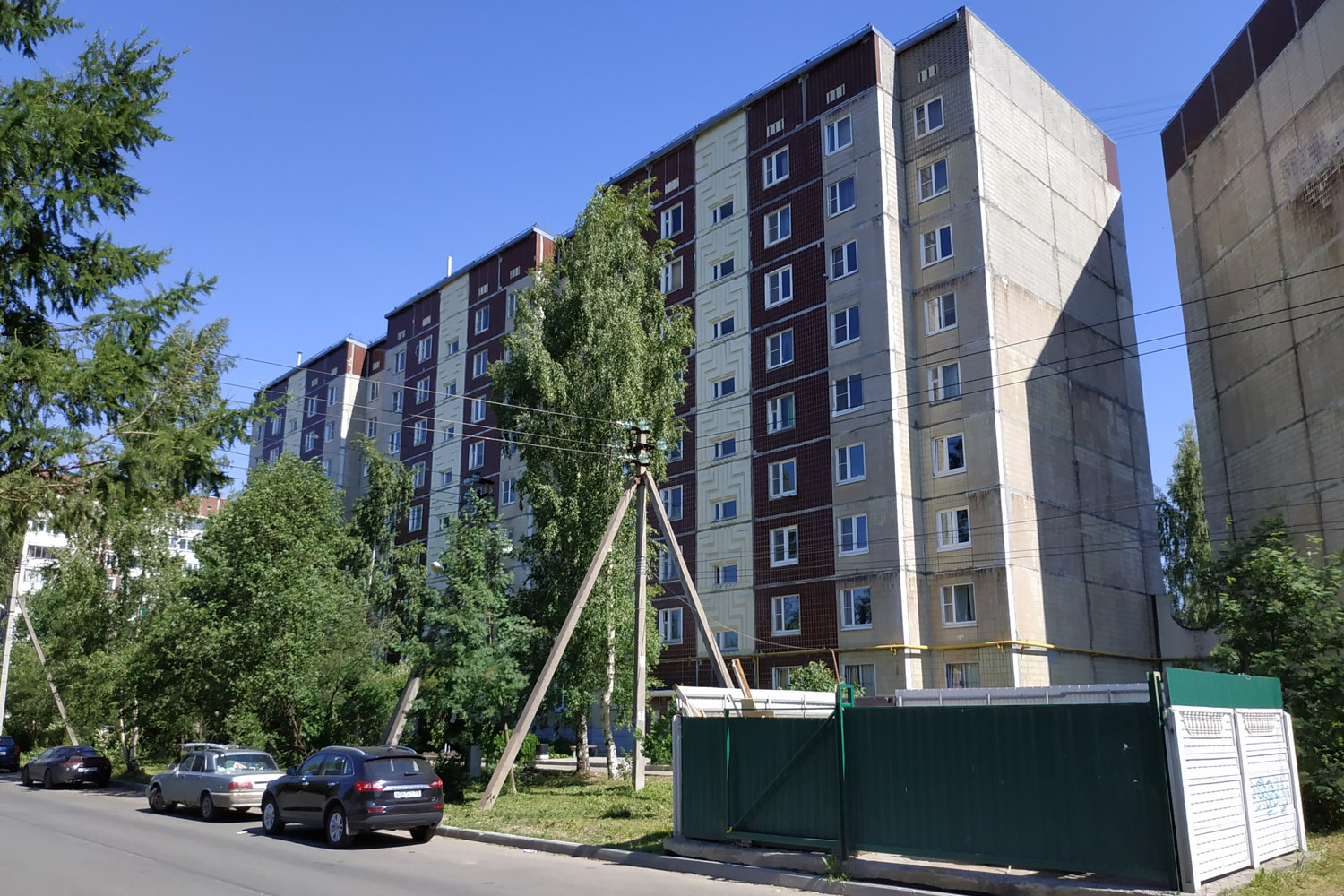 Всеволожск, Межевая улица, 8 / Ленинградская улица, 9