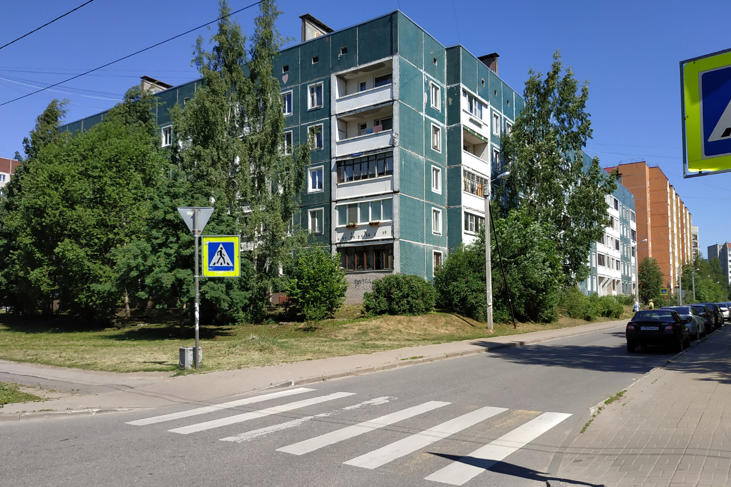 Всеволожск, Александровская улица, 88 / Улица Балашова, 2
