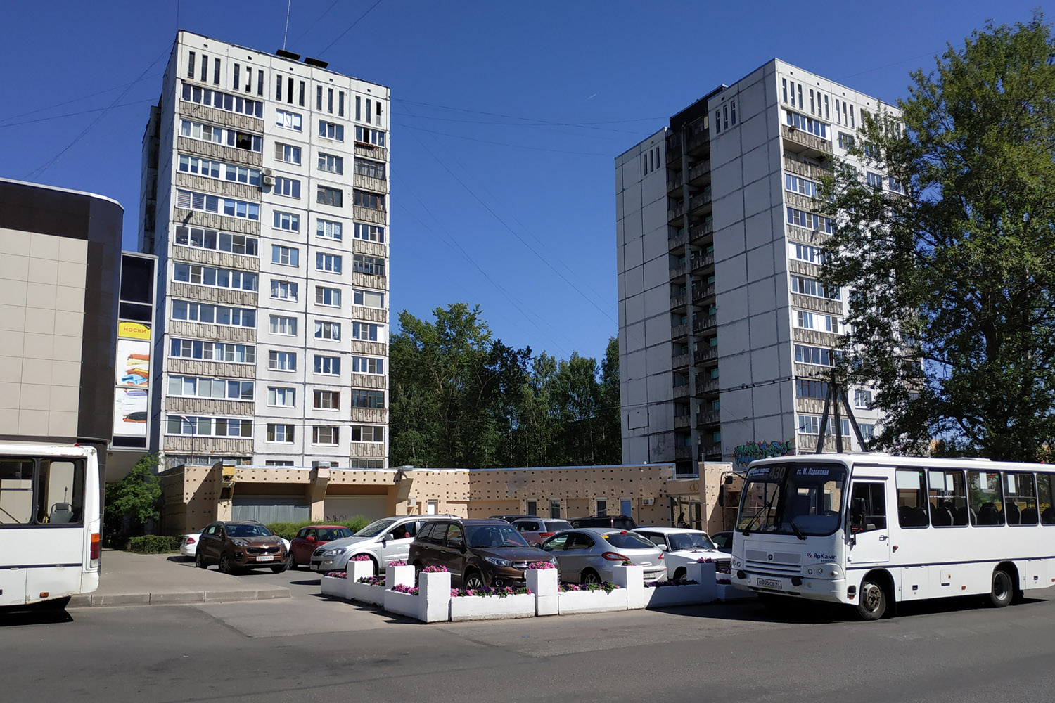 Всеволожск, Александровская улица, 74; Александровская улица, 76
