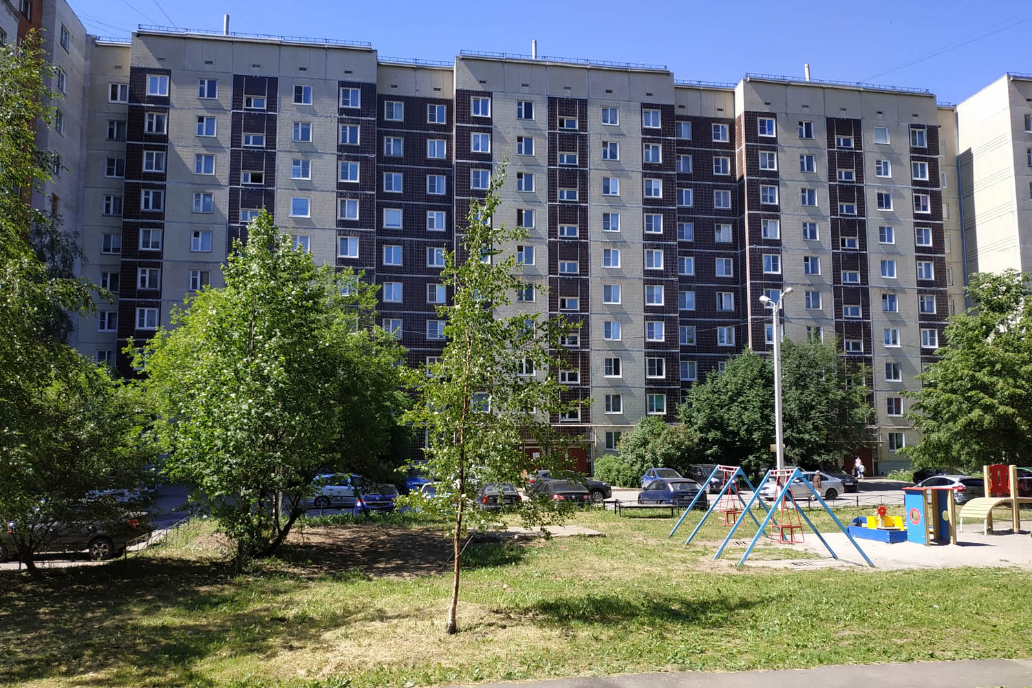 Всеволожск, Ленинградская улица, 24 / Александровская улица, 84