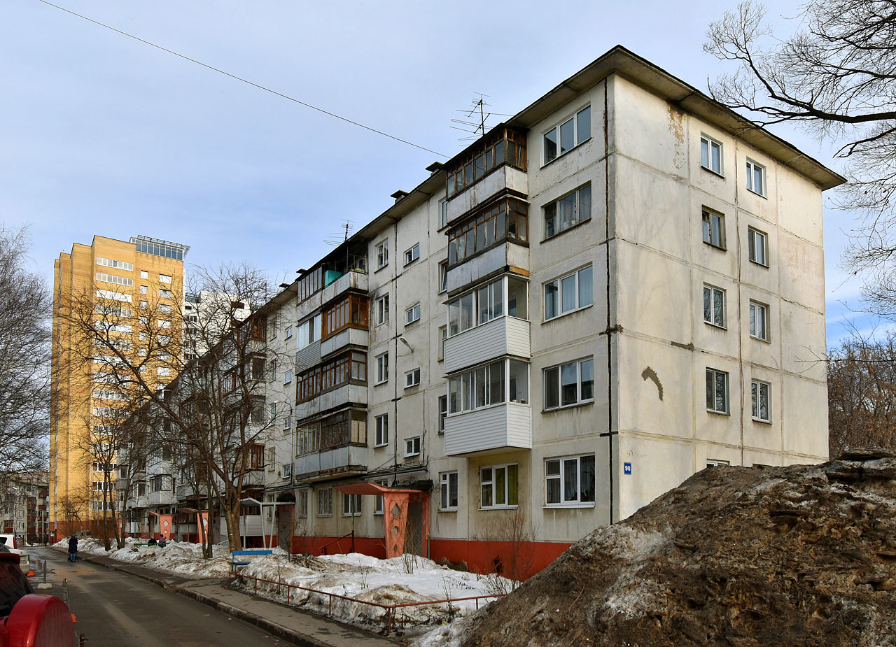 Пермь, Шоссе Космонавтов, 86А; Шоссе Космонавтов, 90