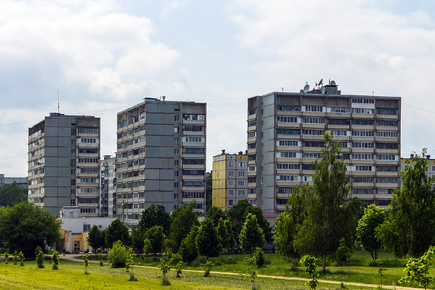 Мценск, Улица Машиностроителей, 18; Улица Машиностроителей, 18 корп. 1; Улица Машиностроителей, 18 корп. 2