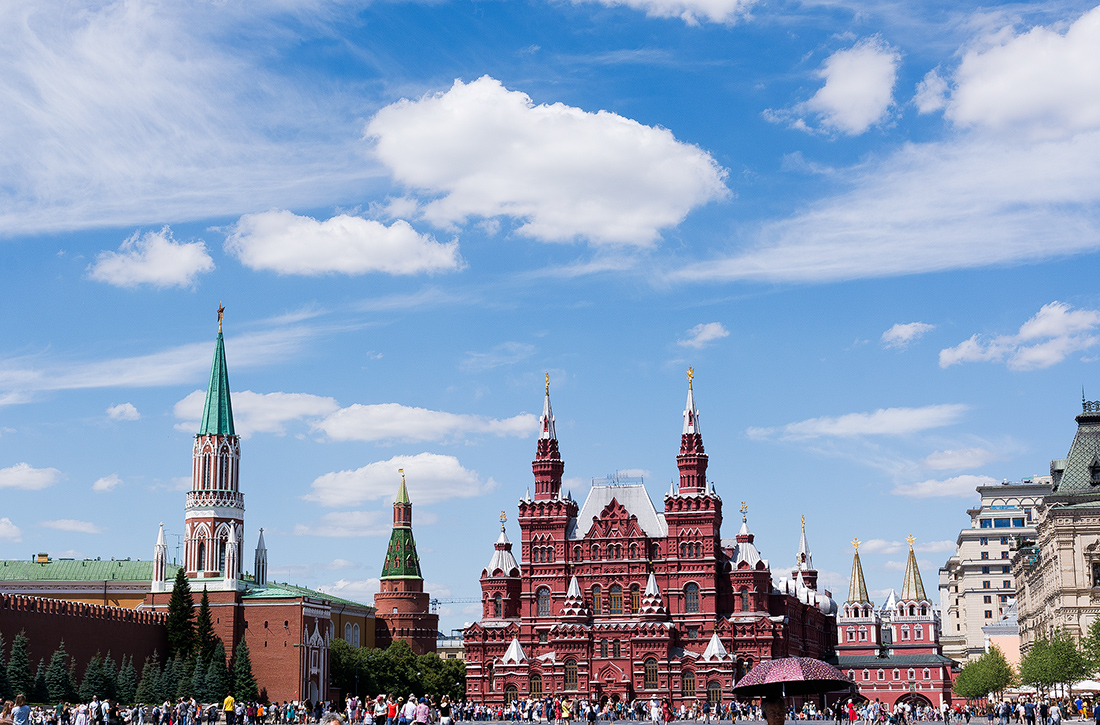 Москва, Кремль, 15 / Манежная площадь; Красная площадь, 1/2