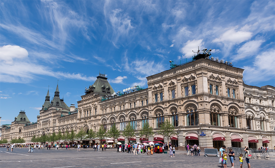 Moscow, Красная площадь, 3 / Ветошный переулок, 2 / Улица Ильинка, 1 / Никольская улица, 2