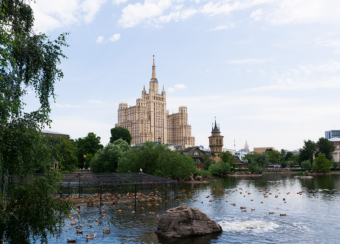Moscow, Кудринская площадь, 1; Большая Грузинская улица, 1 стр. 1