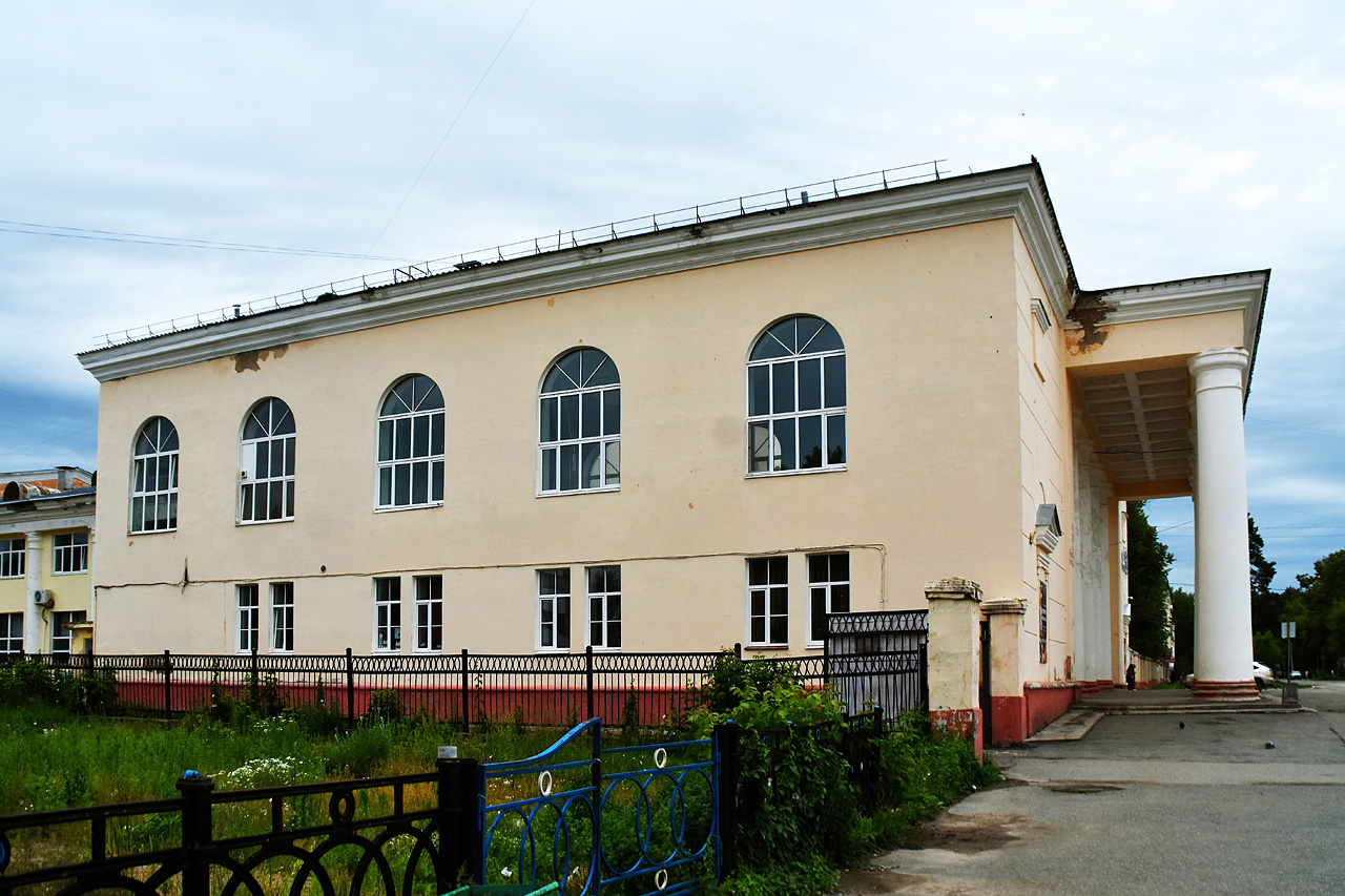 Краснокамск, Улица Карла Либкнехта, 10