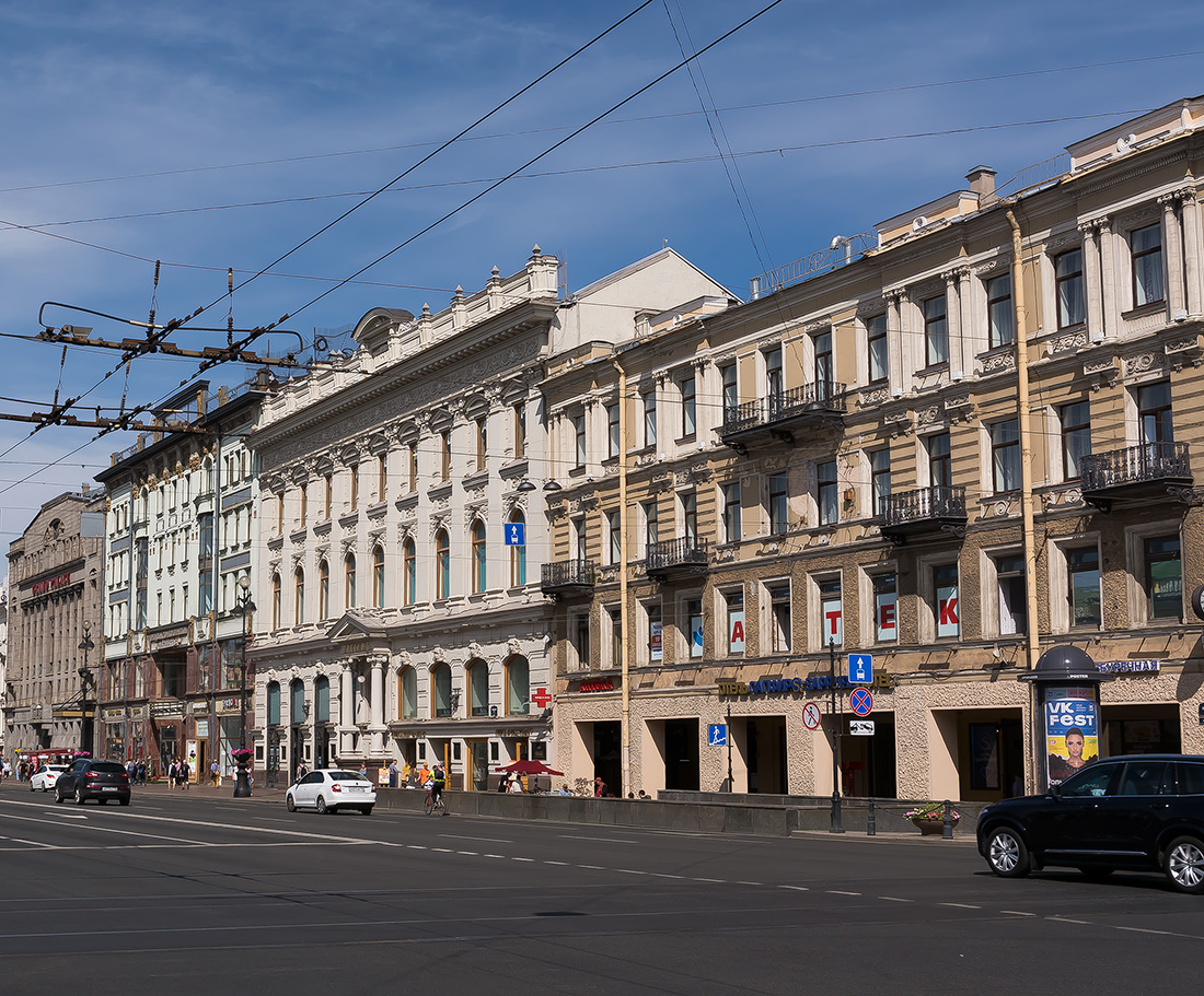 Санкт-Пецярбург, Невский проспект, 46; Невский проспект, 48; Садовая улица, 13-15/50 лит. А