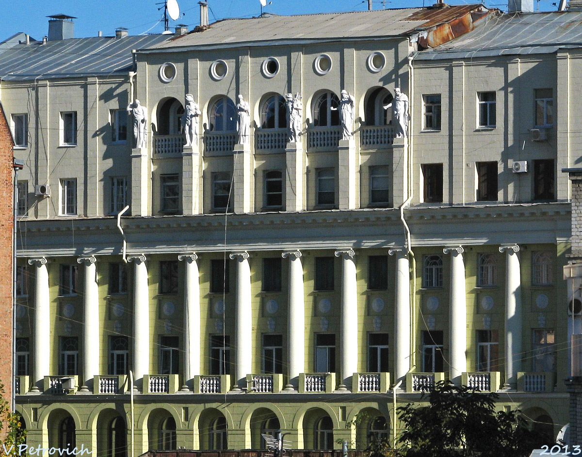 Харьков, Сумская улица, 17 / Рымарская улица, 22