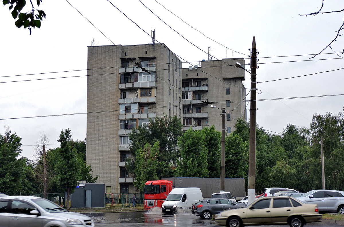 Харьков, Проспект Любови Малой, 30