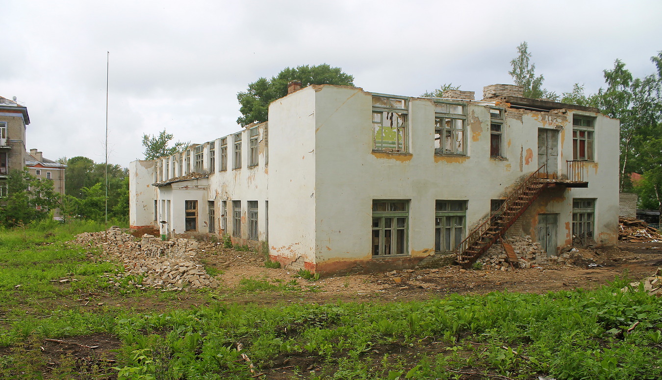 Березники, Улица Деменева, 13