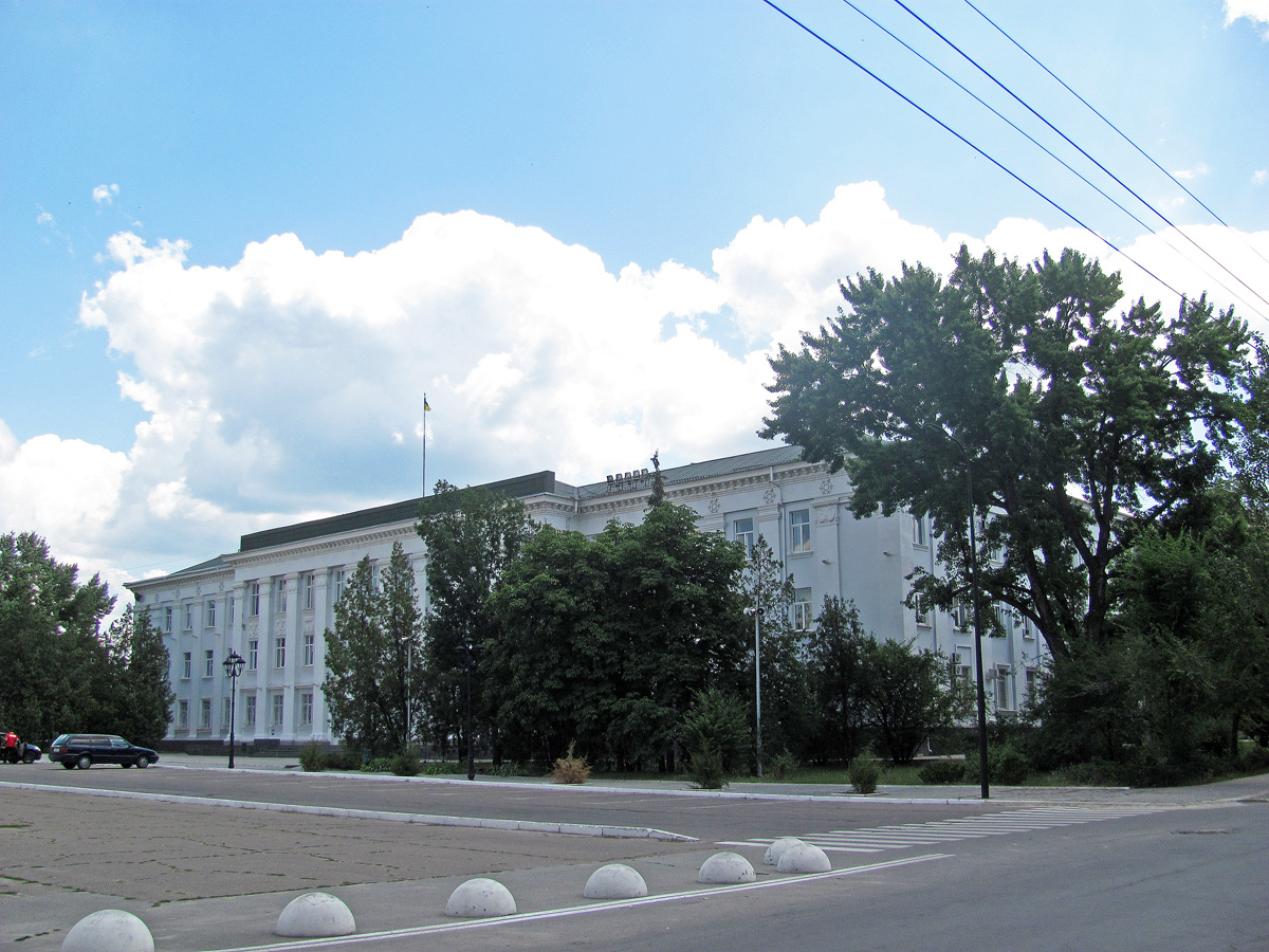 Сіверськодонецьк, Бульвар Дружбы Народов, 32