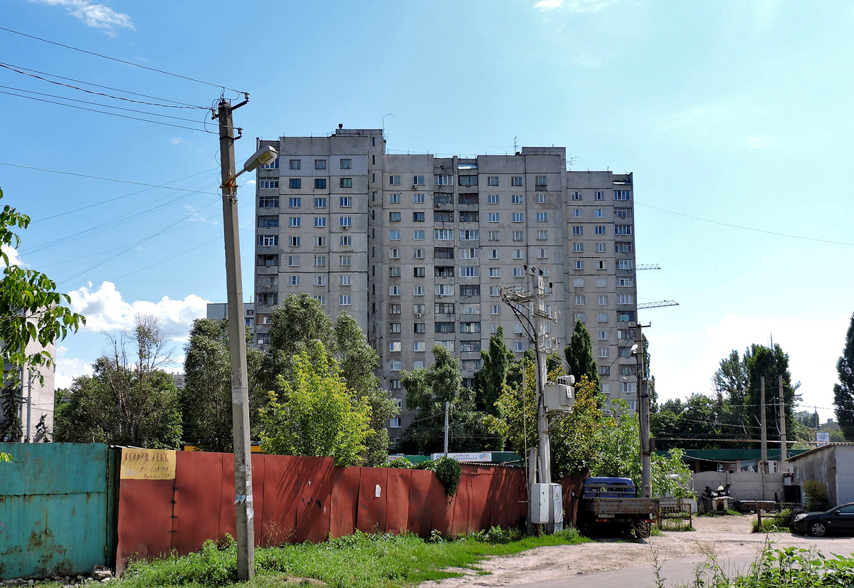 Харьков, Проспект Льва Ландау, 186 / Юбилейный проспект, 32 (п. 2); Проспект Льва Ландау, 186 / Юбилейный проспект, 32 (п. 1)