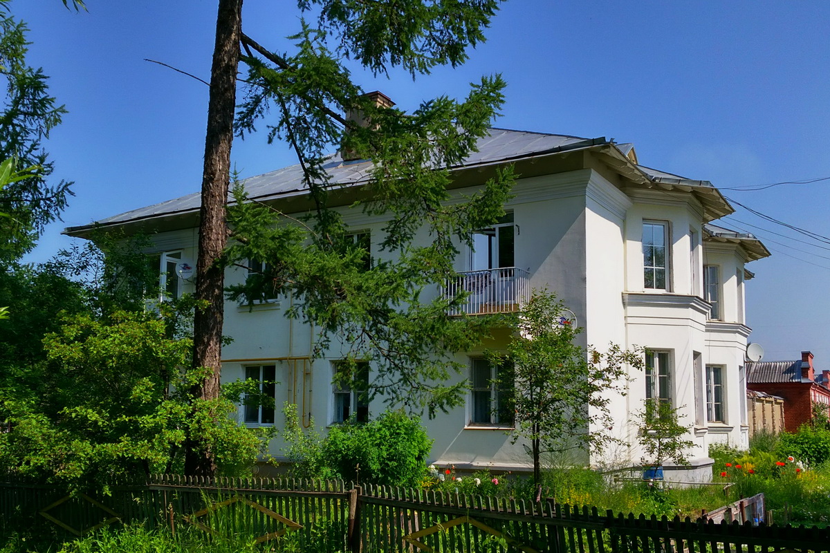 Красные Ткачи, Большая Октябрьская улица, 27
