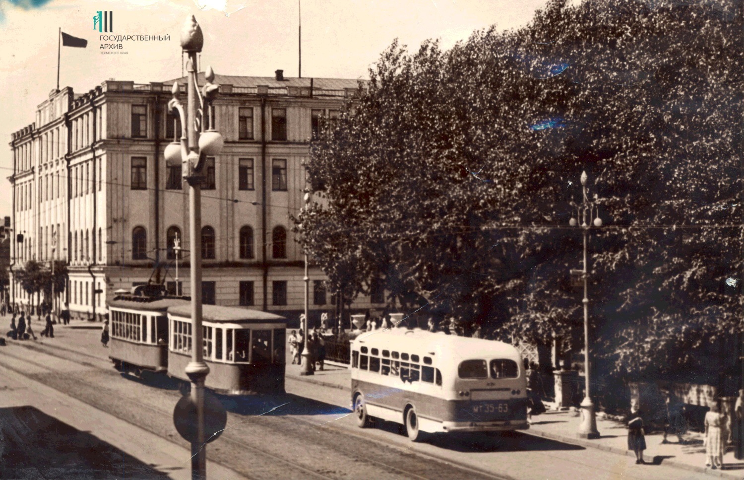 Perm, Улица Ленина, 23