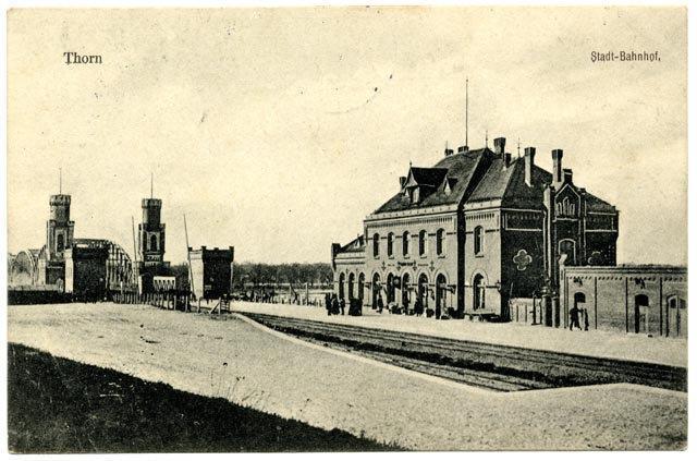 Торунь, Plac 18 Stycznia, 4