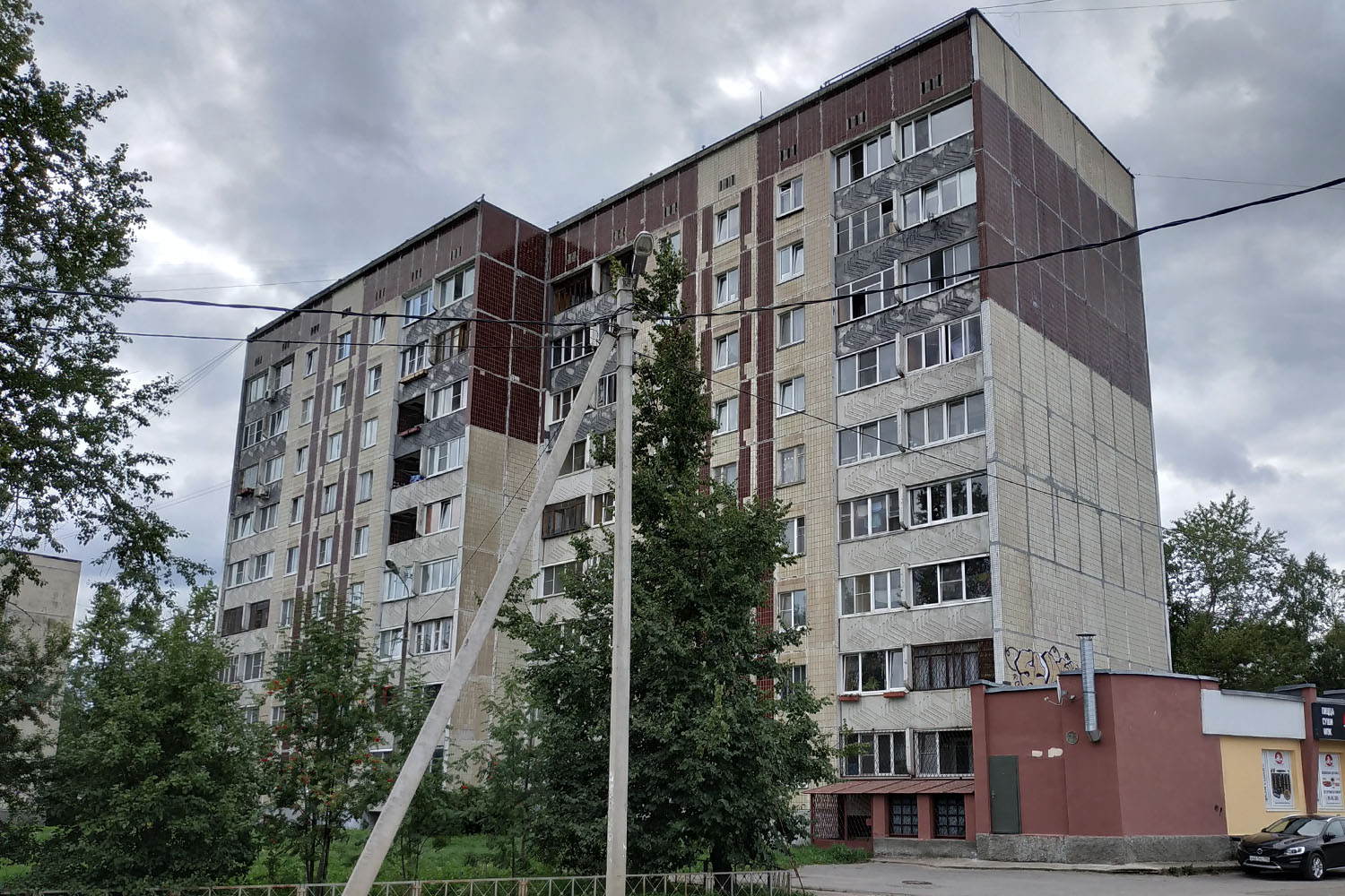 Гатчина, Улица Урицкого, 37