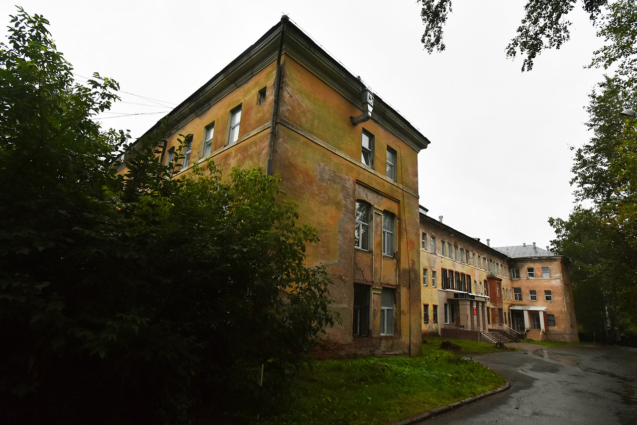 Пермь, Улица Братьев Игнатовых, 2 корп. 2