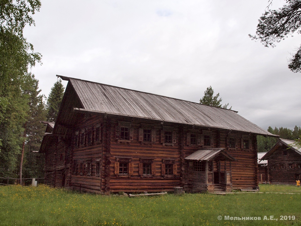 Приморский район, прочие н.п., дер. Малые Корелы, 2В (дом Кириллова)
