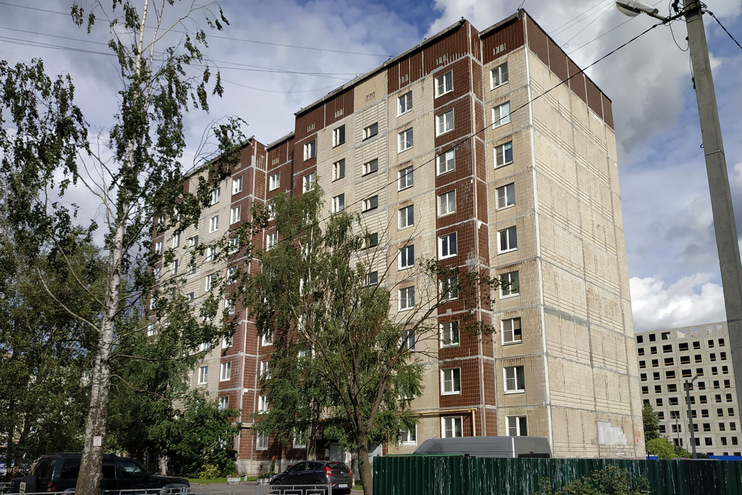 Гатчина, Улица Авиатриссы Зверевой, 15