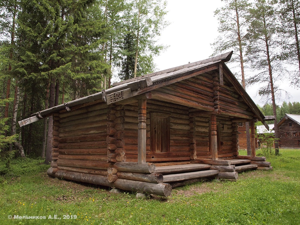 Приморский район, прочие н.п., дер. Малые Корелы, 2В (амбар из Калитинки)