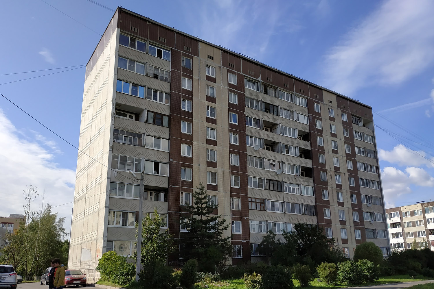 Гатчина, Улица Авиатриссы Зверевой, 15