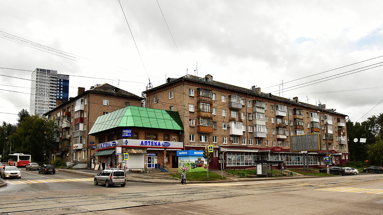 Пермь, Улица Космонавта Леонова, 22; Улица Мира, 71А; Улица Мира, 71