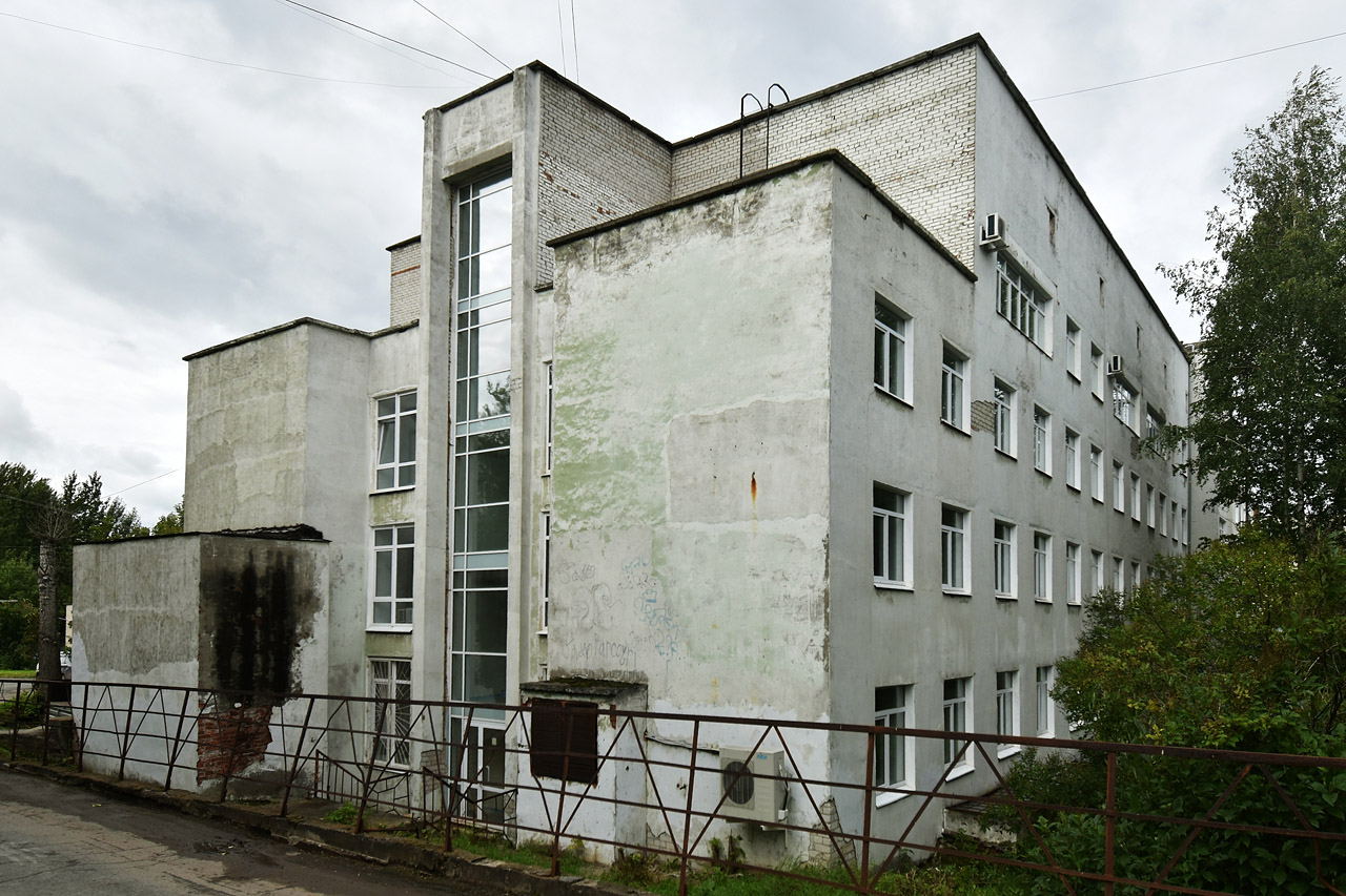 Пермь, Улица Братьев Игнатовых, 2 (гинекологический корпус)