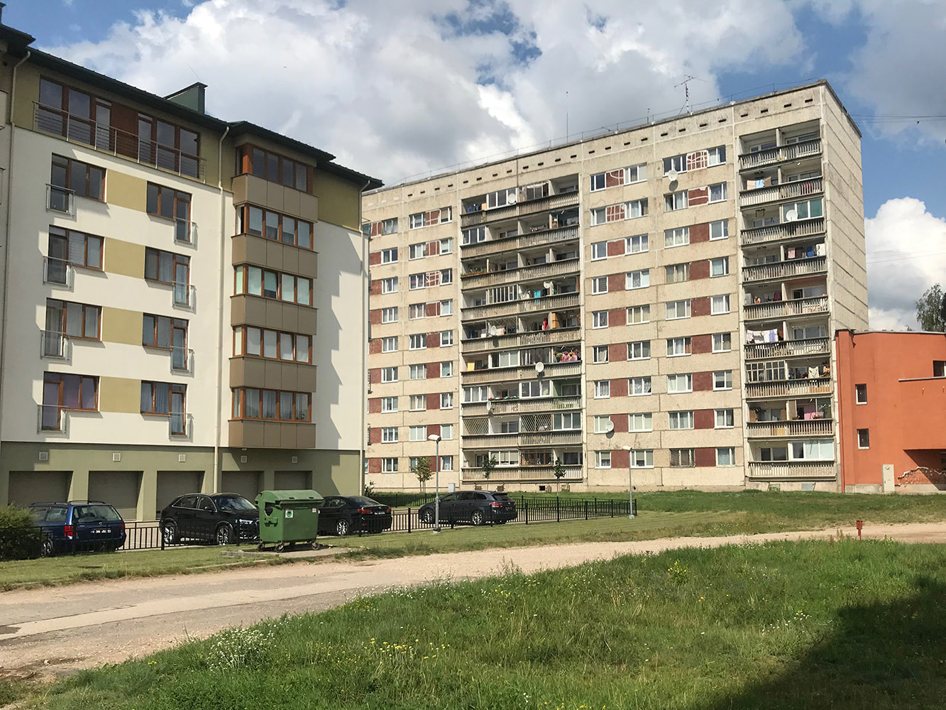 Даугавпилс, Akadēmiķa Graftio iela, 25; Akadēmiķa Graftio iela, 29