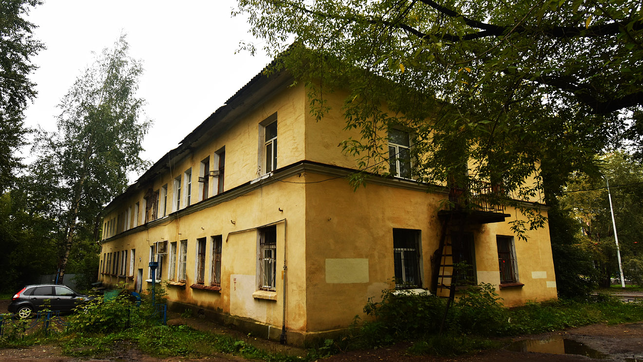 Пермь, Локомотивная улица, 4