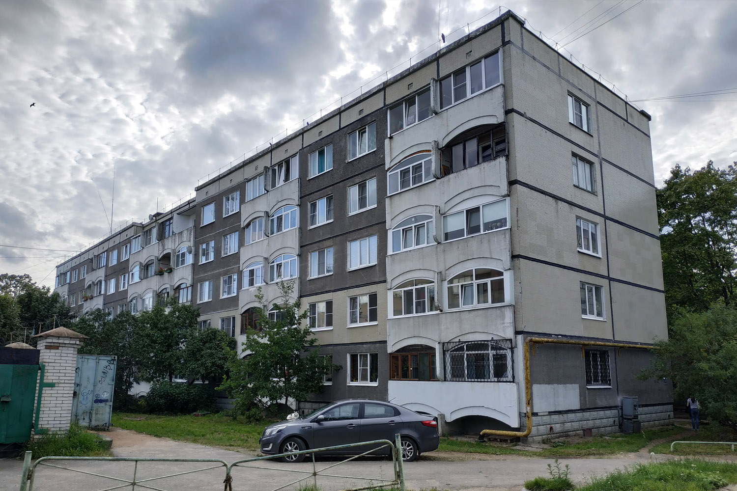 Гатчина, Улица Достоевского, 13