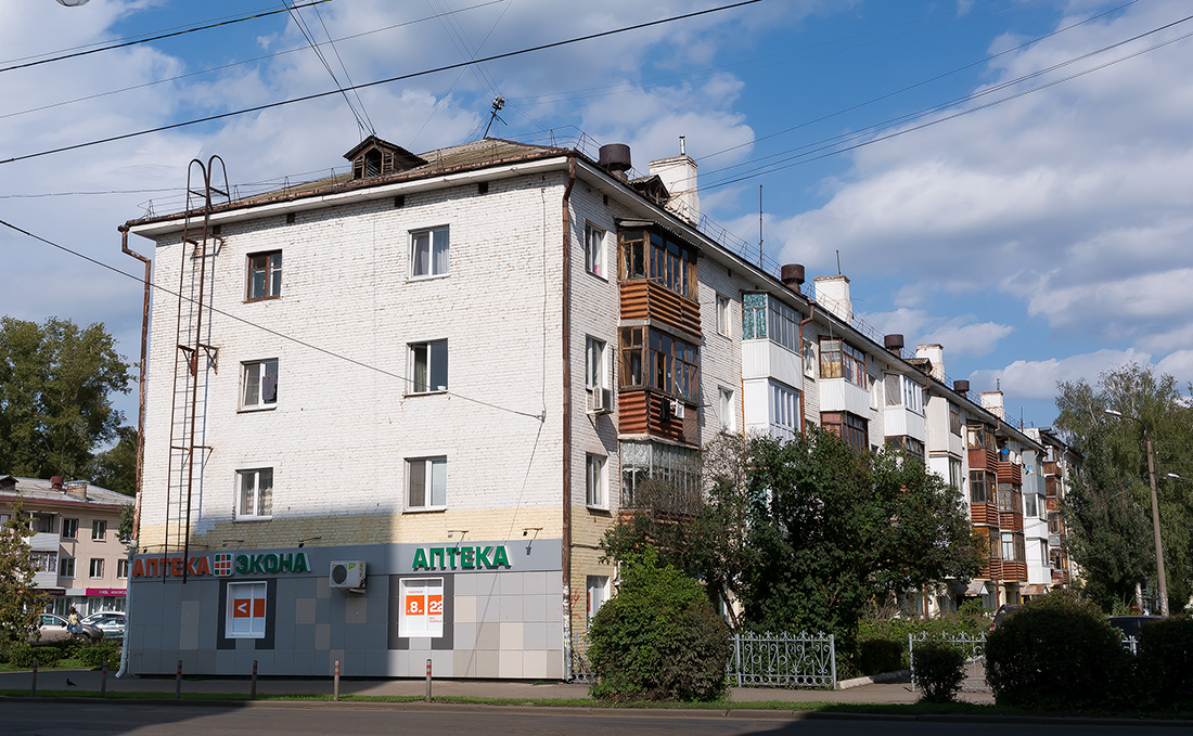 Уфа, Улица Правды, 13 / Таллинская улица, 10