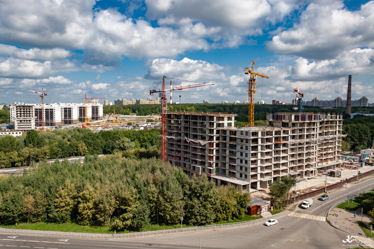 Казань, Проезд Яраткан, 4В; Улица Братьев Касимовых, 35