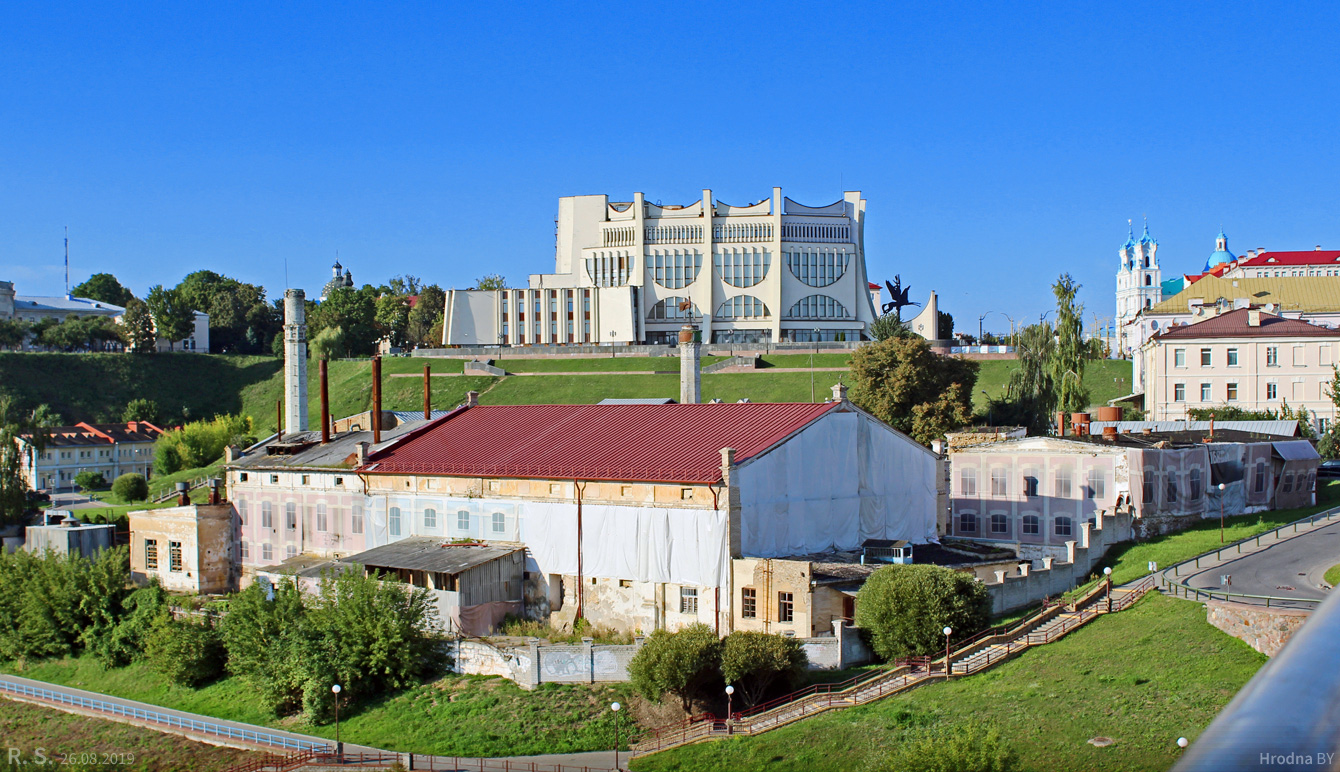 Гродно, Заводская улица, 2; Мостовая улица, 35