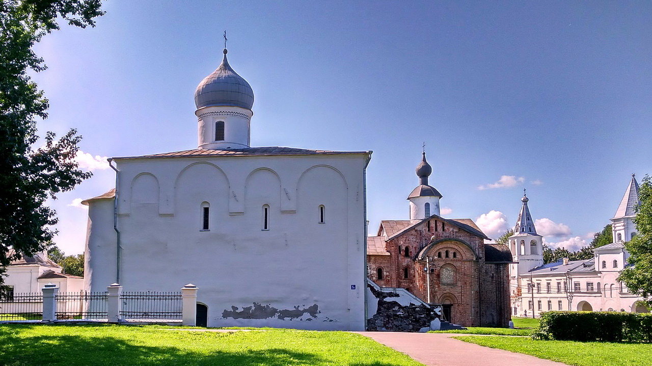 Великий Новгород, Большая Московская улица, 5А; Большая Московская улица, 5Б; Никольская улица, 1 (Колокольня); Никольская улица, 1 (Воротная башня)